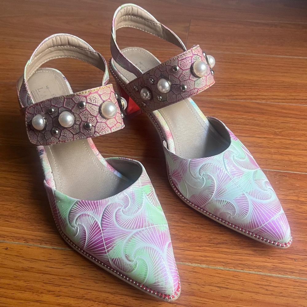 Spring Step L'Artiste Kitten Heel Pumps Pearl Stud Comfort Pointed Toe 42/10.5